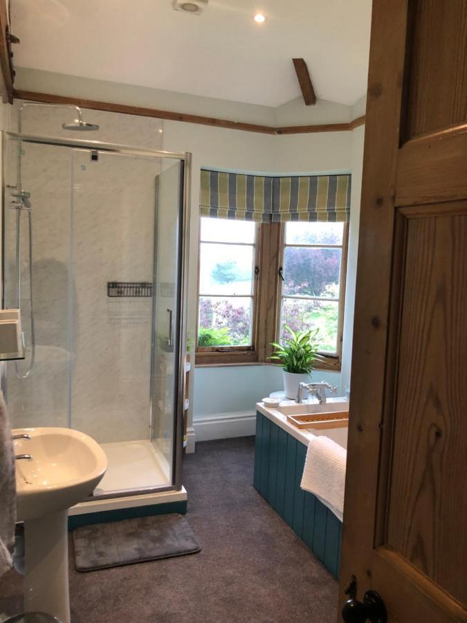 The Hollow Bed And Breakfast Great Longstone Exterior foto